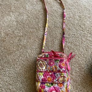 Floral Vera Bradley crossbody purse